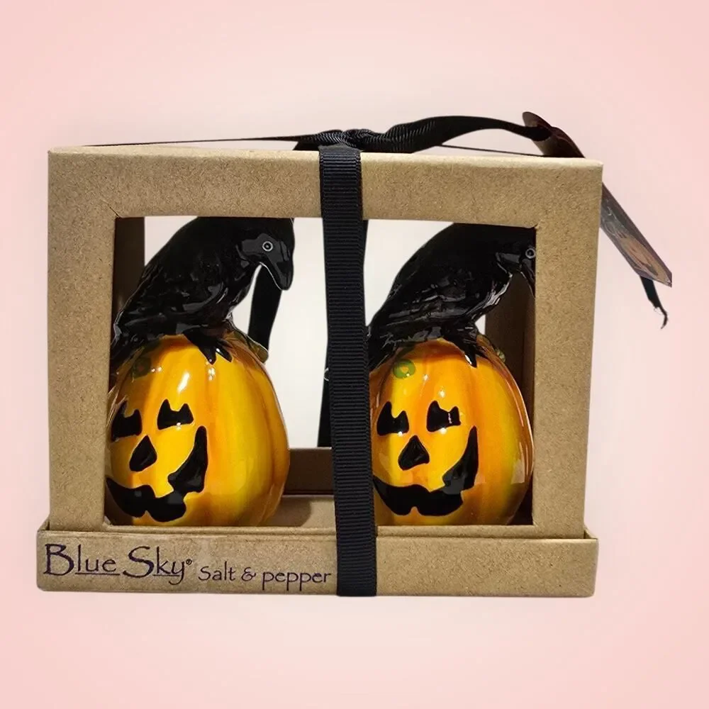 Blue Sky Clayworks‎ Pumpkin Black Crow Salt & Pepper Shakers Boxed